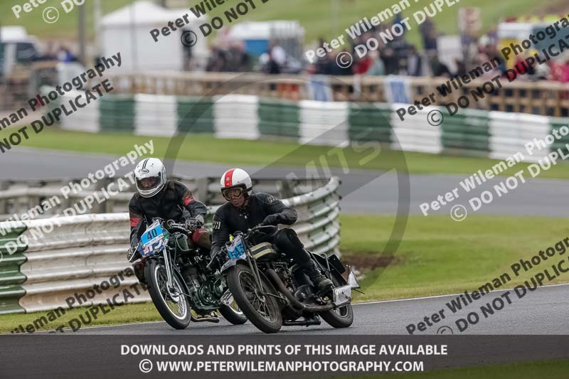 Vintage motorcycle club;eventdigitalimages;mallory park;mallory park trackday photographs;no limits trackdays;peter wileman photography;trackday digital images;trackday photos;vmcc festival 1000 bikes photographs